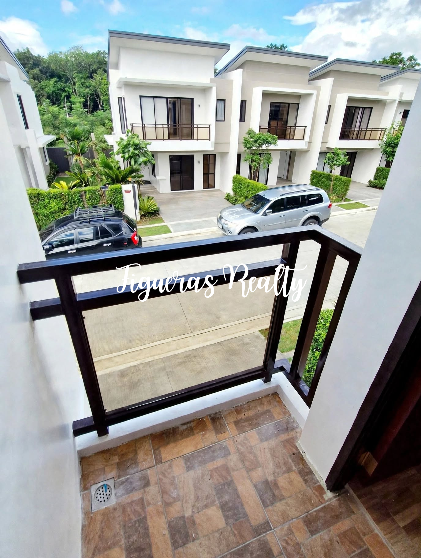 Flood-Free & Affordable 2 Storey Townhouse For Sale in Quezon City near FEU-NRMF Hospital & MRT 7 Regalado Station | Figueras Realty | Contact No: 0977-1030788 | Website: www.figuerasrealty.com | Website: www.houseandlotforsaleinquezoncity.com